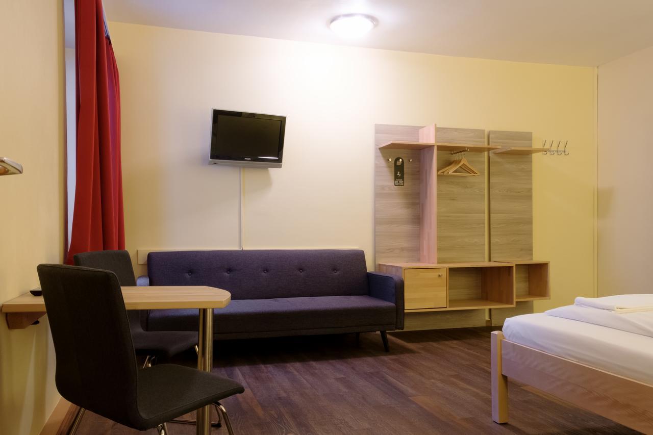 Euro Youth Hotel München Ngoại thất bức ảnh